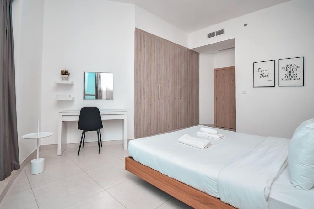 360 Vacation-Spacious 2BR Apartment Panoramic Apartment, 2 Bedrooms, City View 3