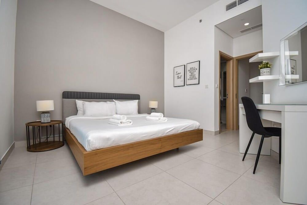 360 Vacation-Spacious 2BR Apartment Panoramic Apartment, 2 Bedrooms, City View 4