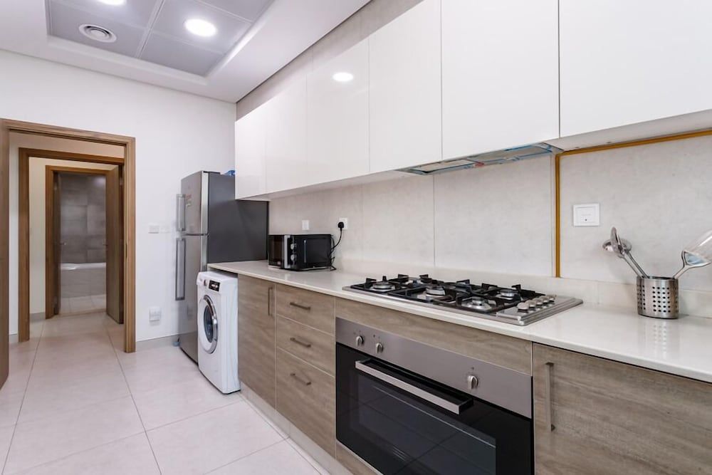 undefined 360 Vacation-Spacious 2BR Apartment 9