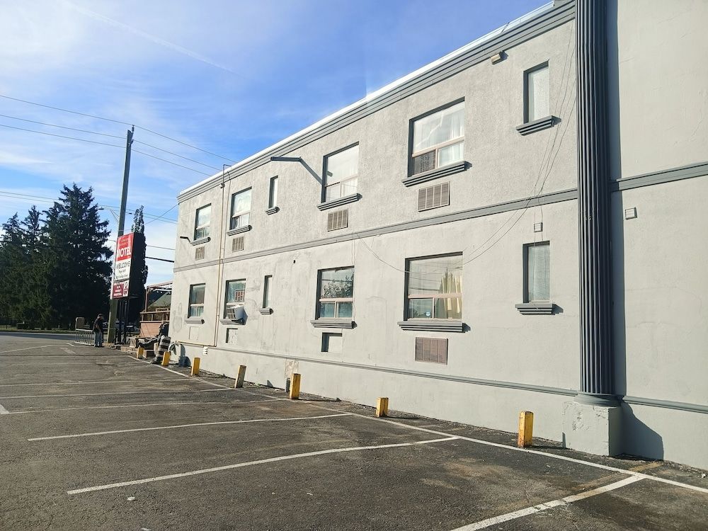 undefined London Residency Inn 8