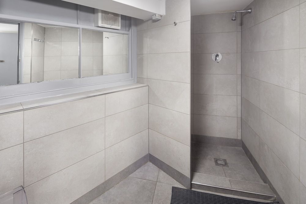 Astor Museum Inn Hostel Basic Twin Room (Private) 6