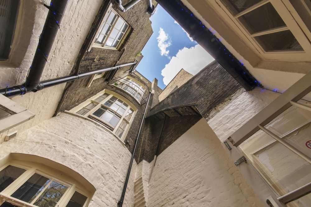 undefined Astor Museum Inn Hostel 7