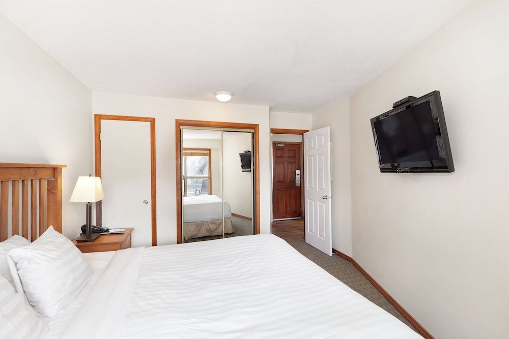Condo, 1 Bedroom (Unit 365)