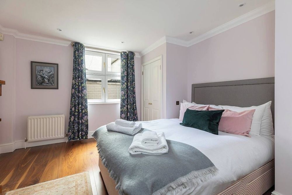 undefined JOIVY Beautiful 2 bed apt in Mayfair, close to Tube 7