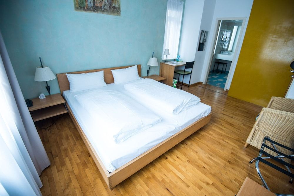 undefined Hotel Robert Mayer 8