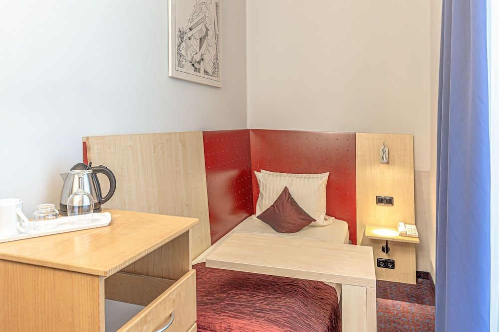 undefined Ramada by Wyndham Frankfurt Central Station 3