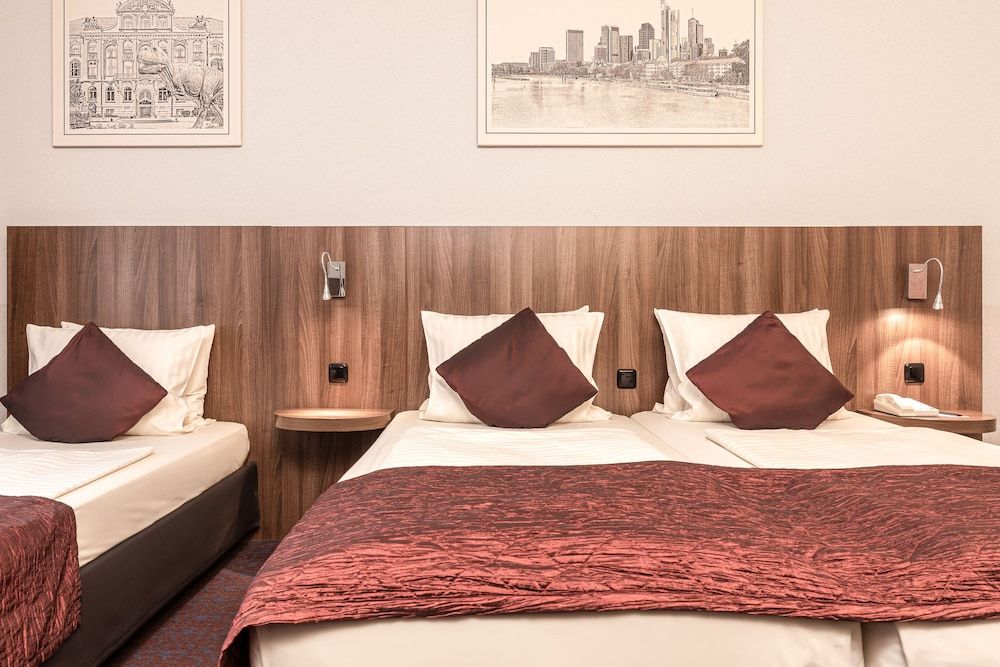 Comfort Triple Room