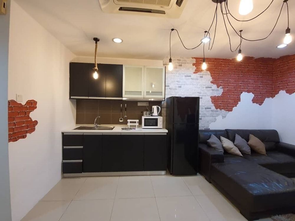 undefined Taragon Bintang Suites by StayHub Studio 7