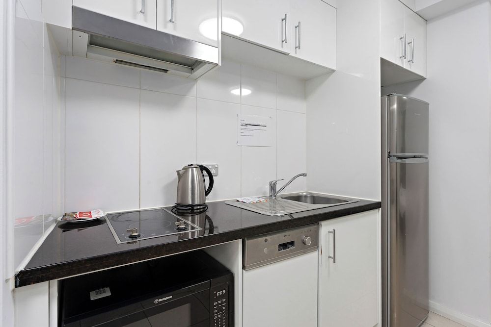 Fiori Apartments Studio Apartment 5