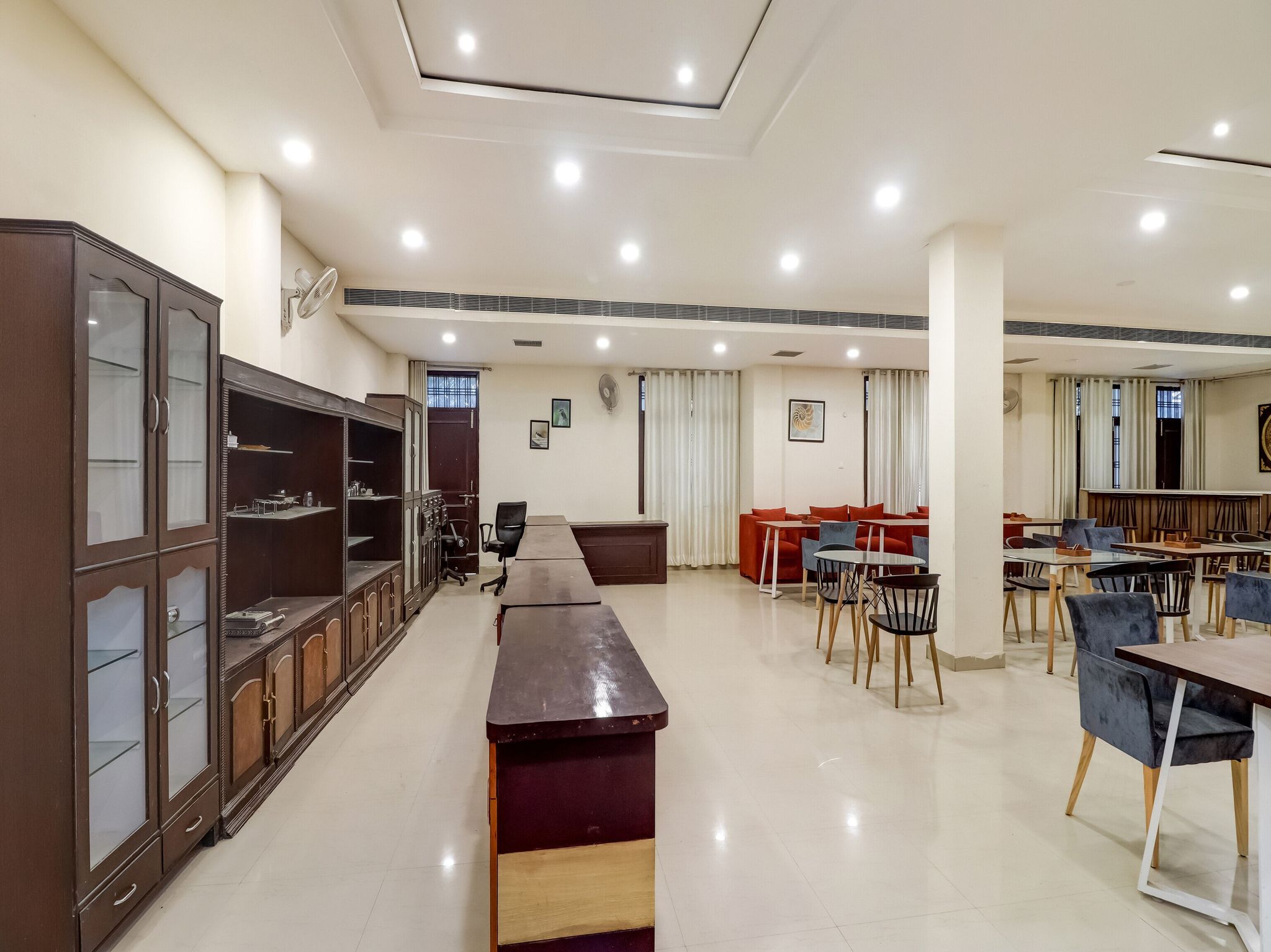 Food & Dining