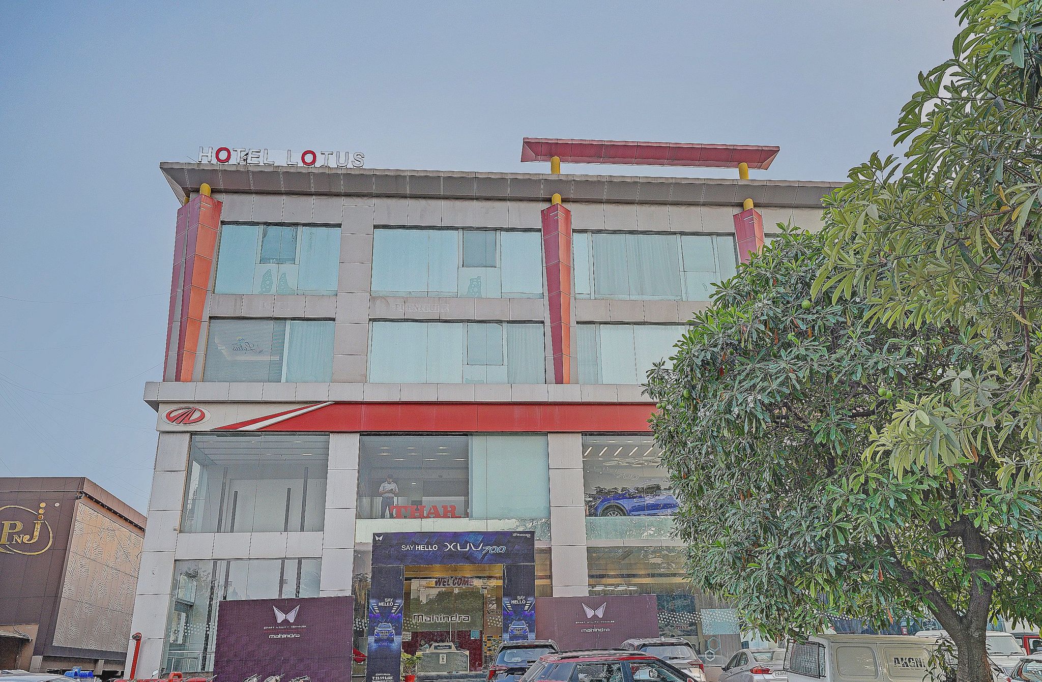 undefined Super Townhouse Lotus 8