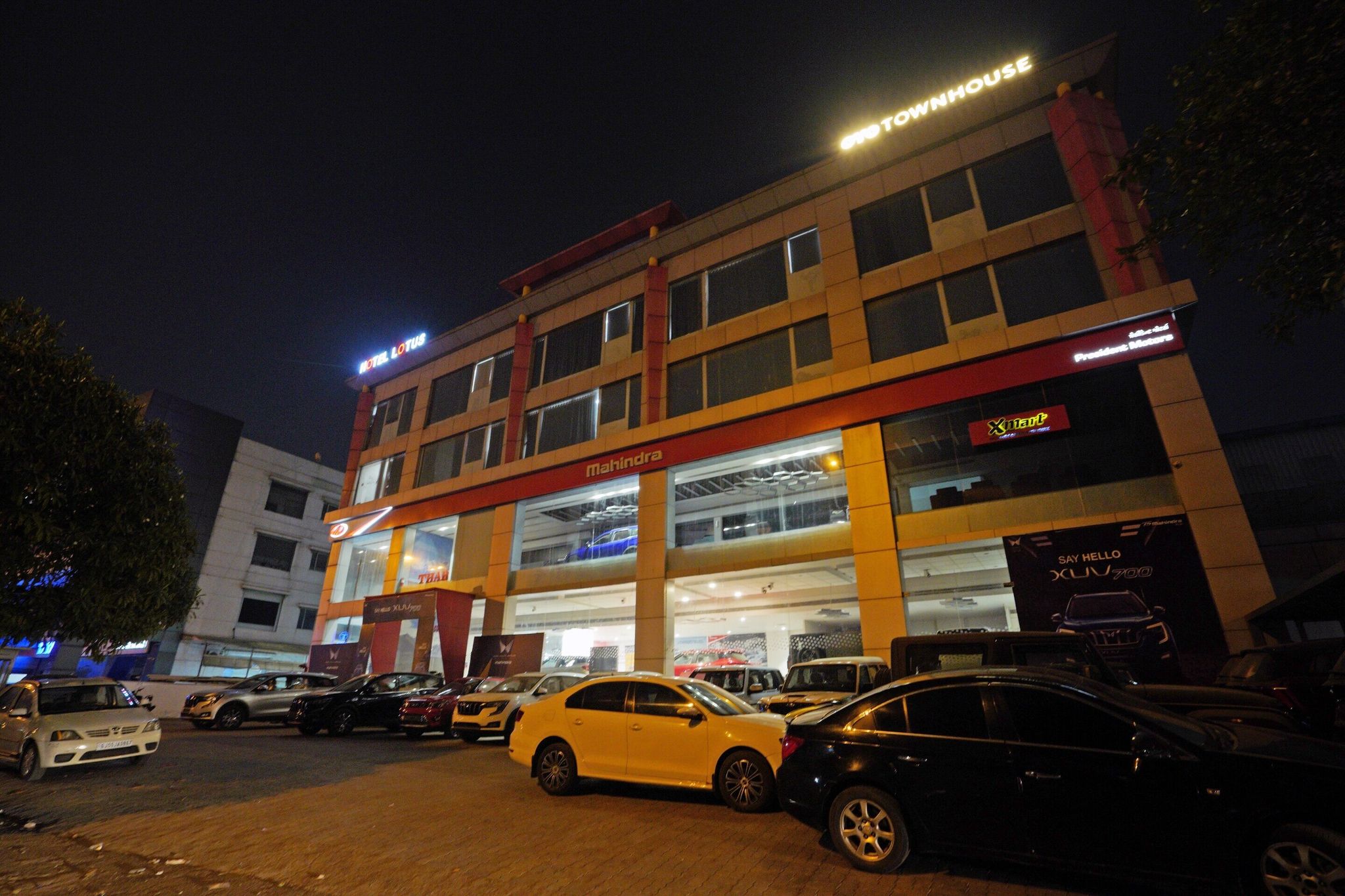 undefined Super Townhouse Lotus 10