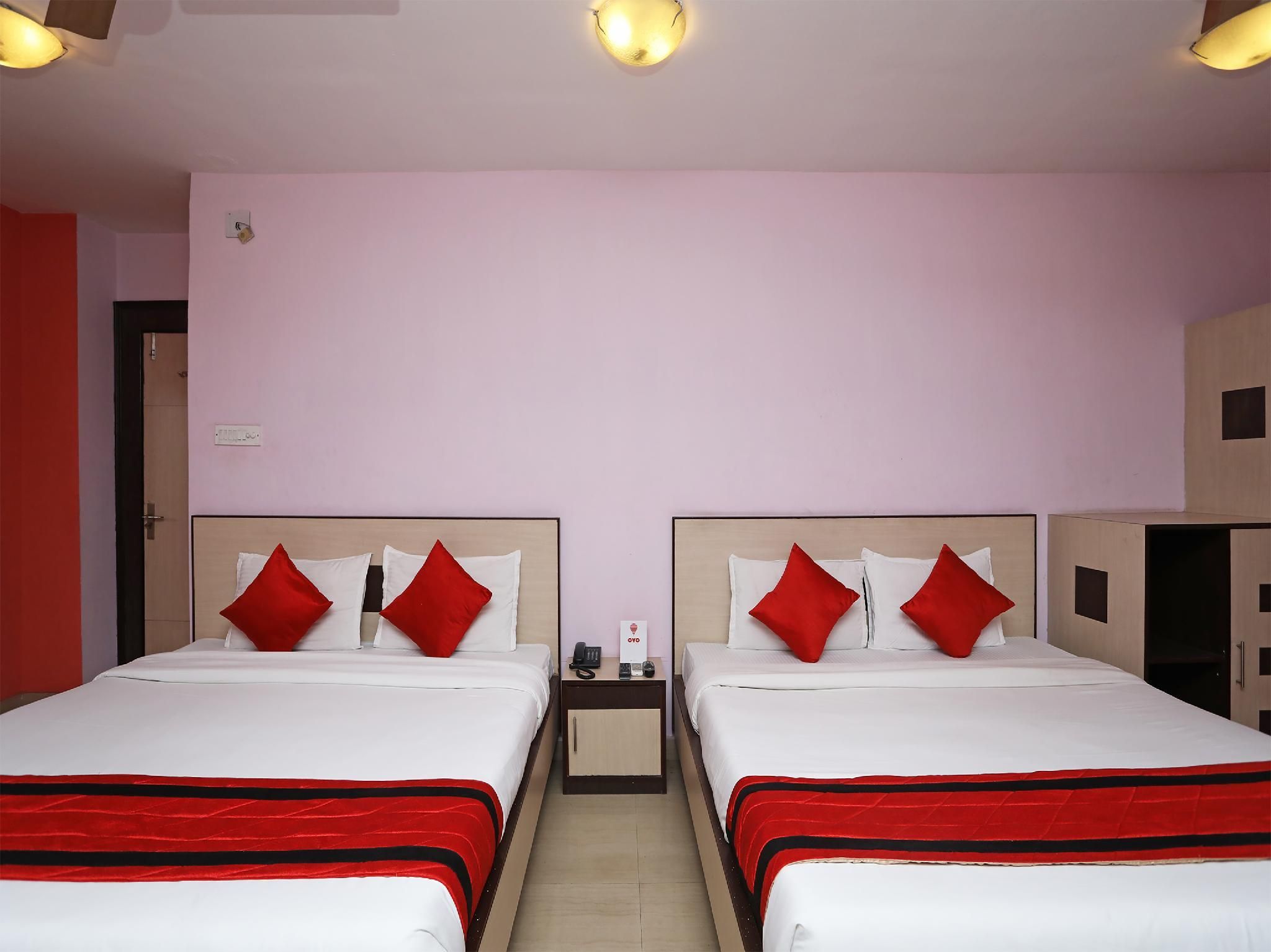 Collection O Kamala Inn Dankuni Classic Room 3