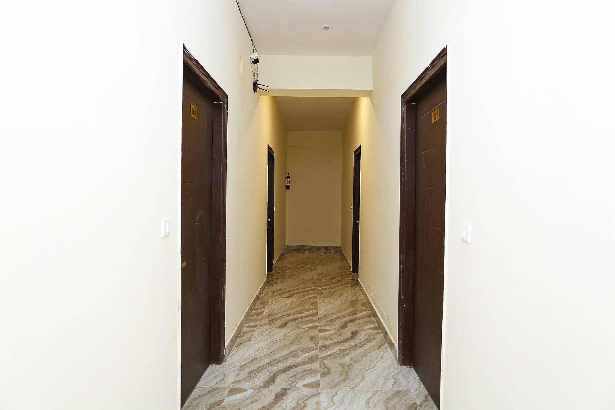 undefined Capital O by OYO Shimaya 4