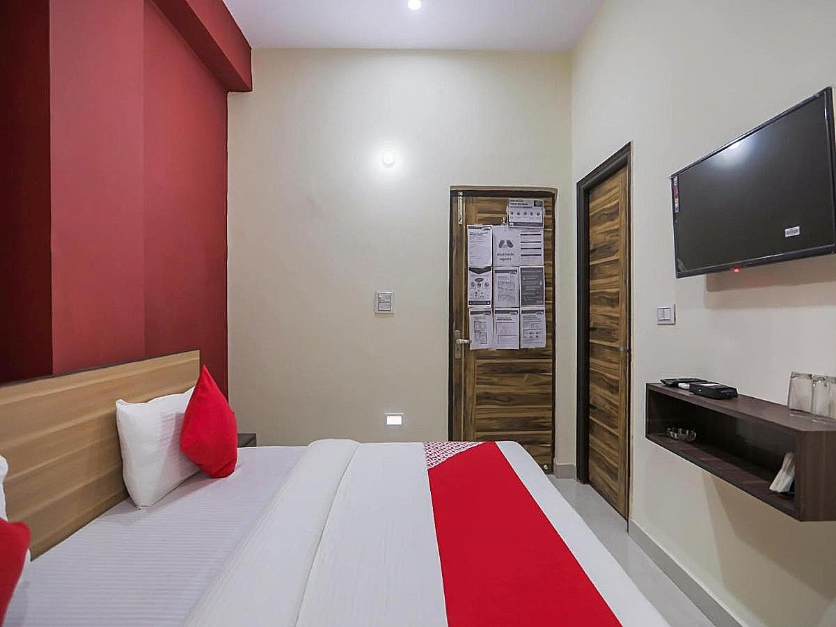 Hotel O Sewa Residency Classic Room 5