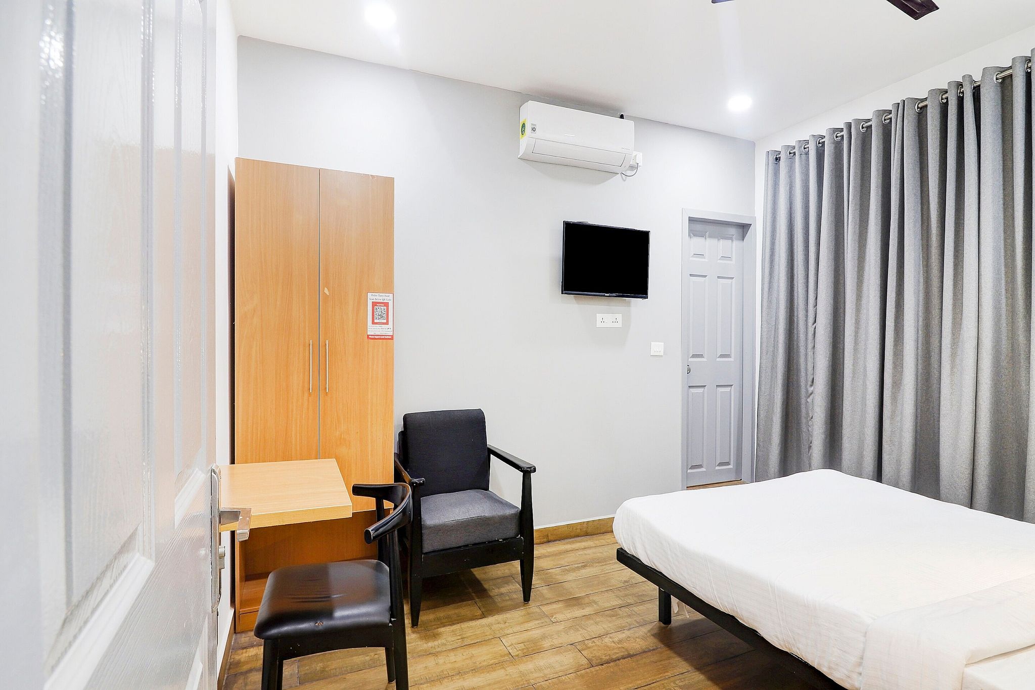 Townhouse Madhapur Near Shilparamam Classic Room 24