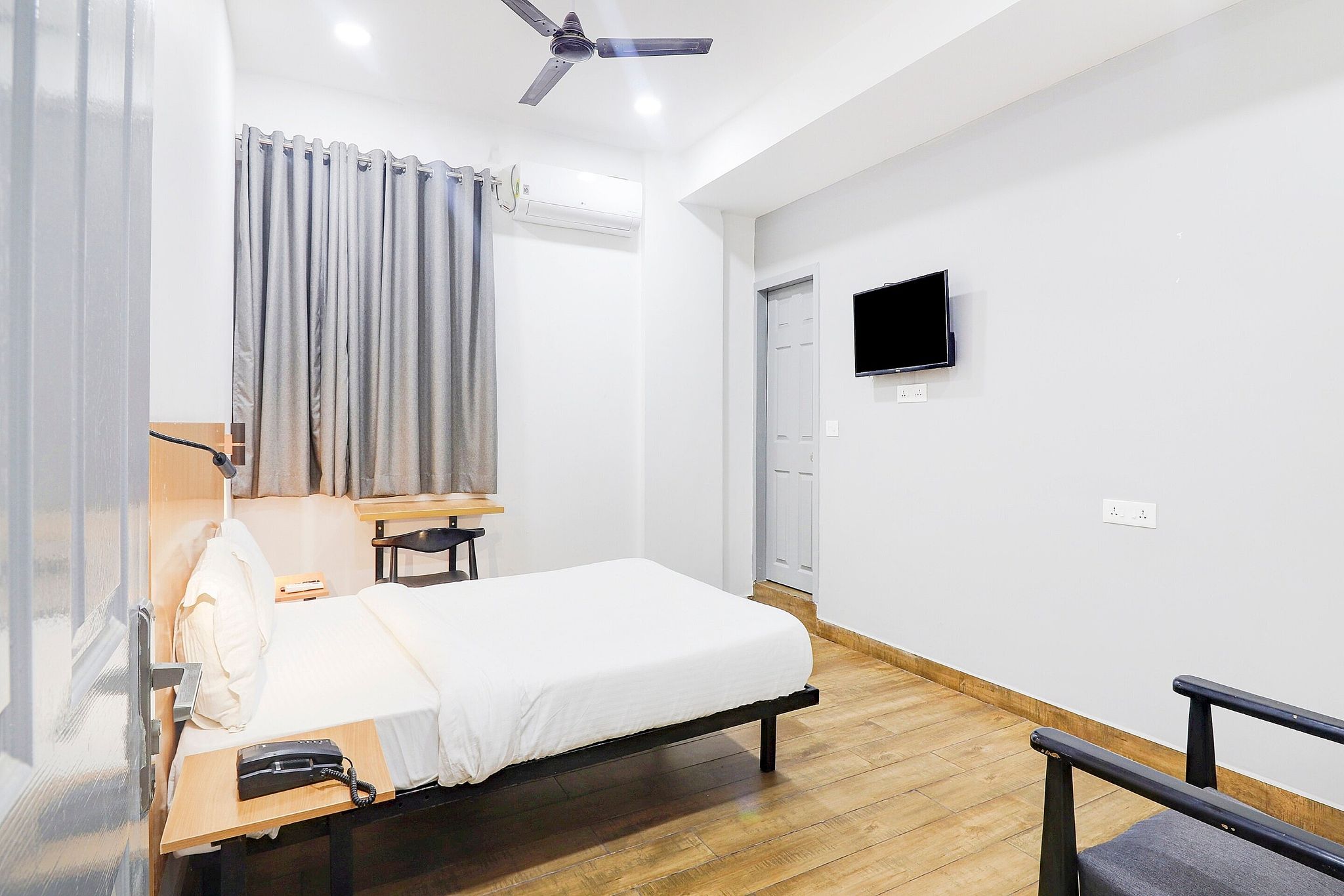 Townhouse Madhapur Near Shilparamam Classic Room 27