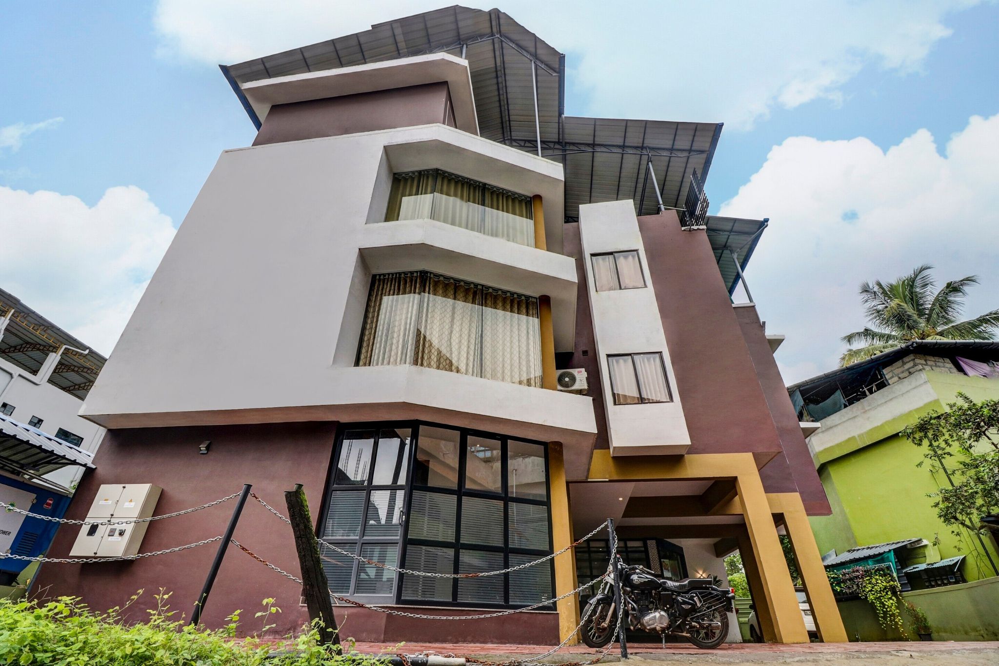 undefined Townhouse OAK Central Suits 7