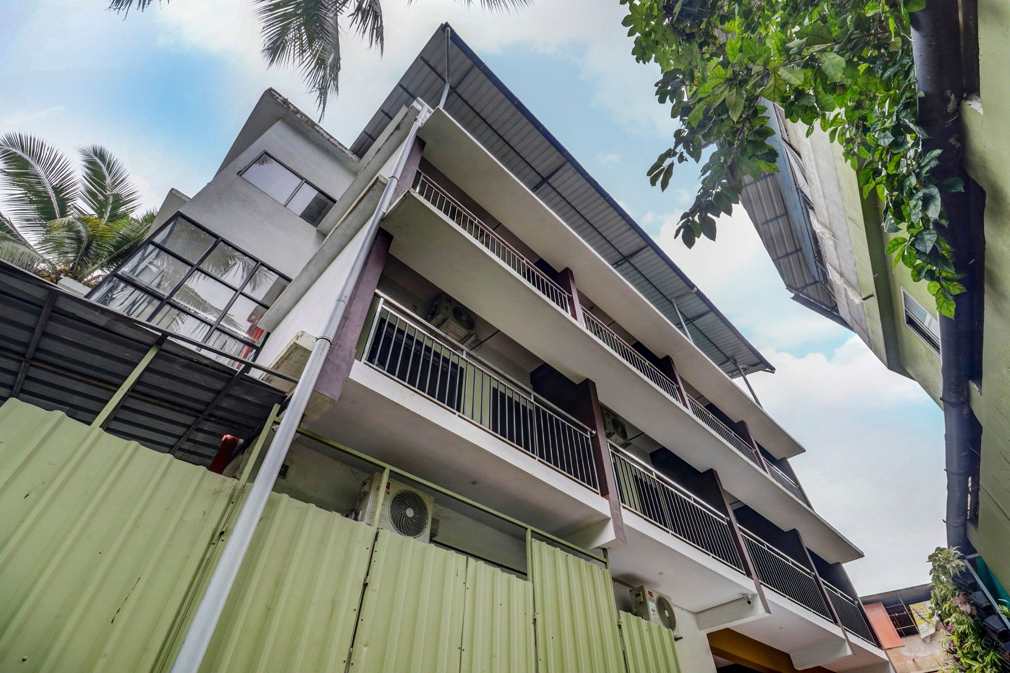 undefined Townhouse OAK Central Suits 6