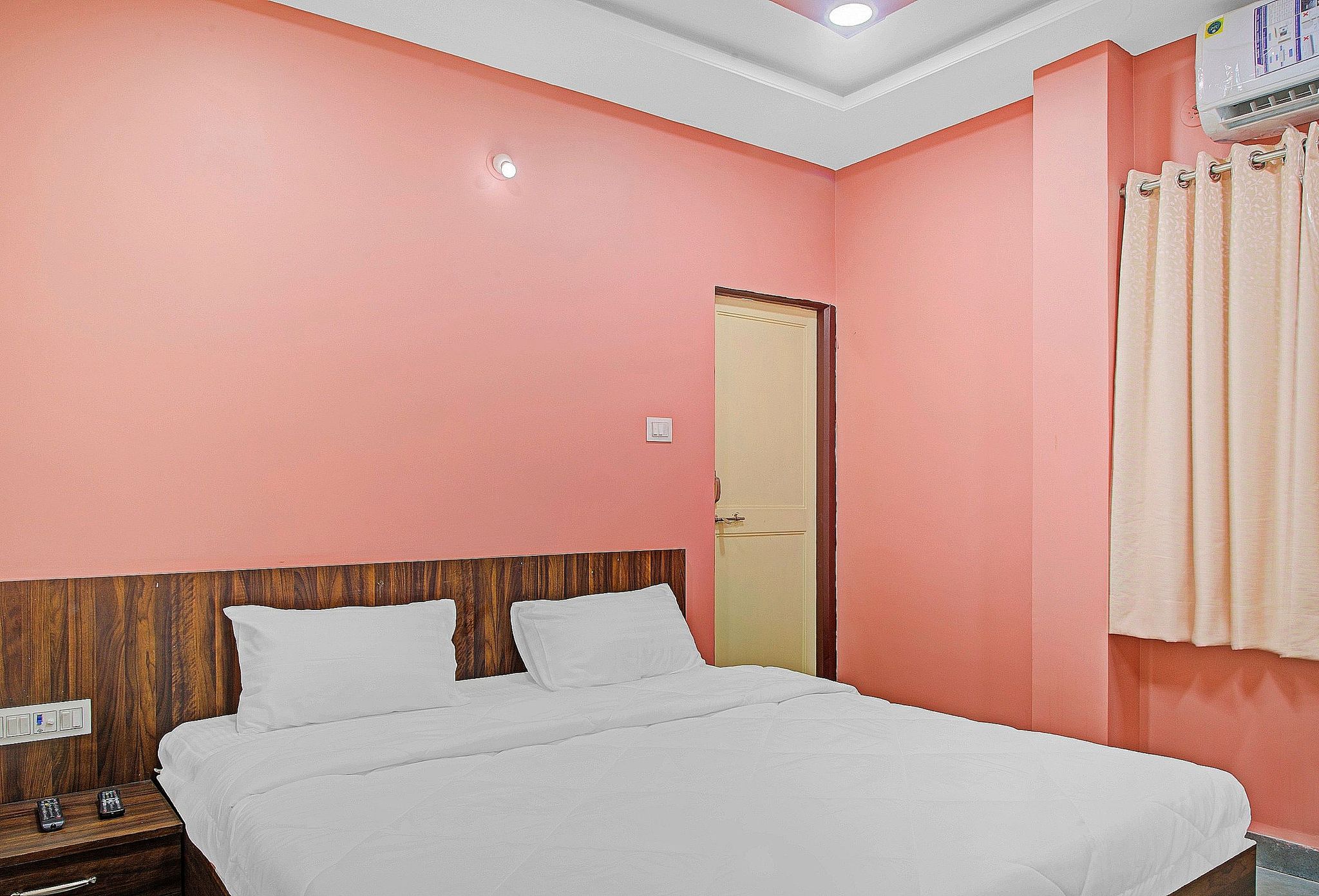 Hotel O Patil Deluxe Room 10