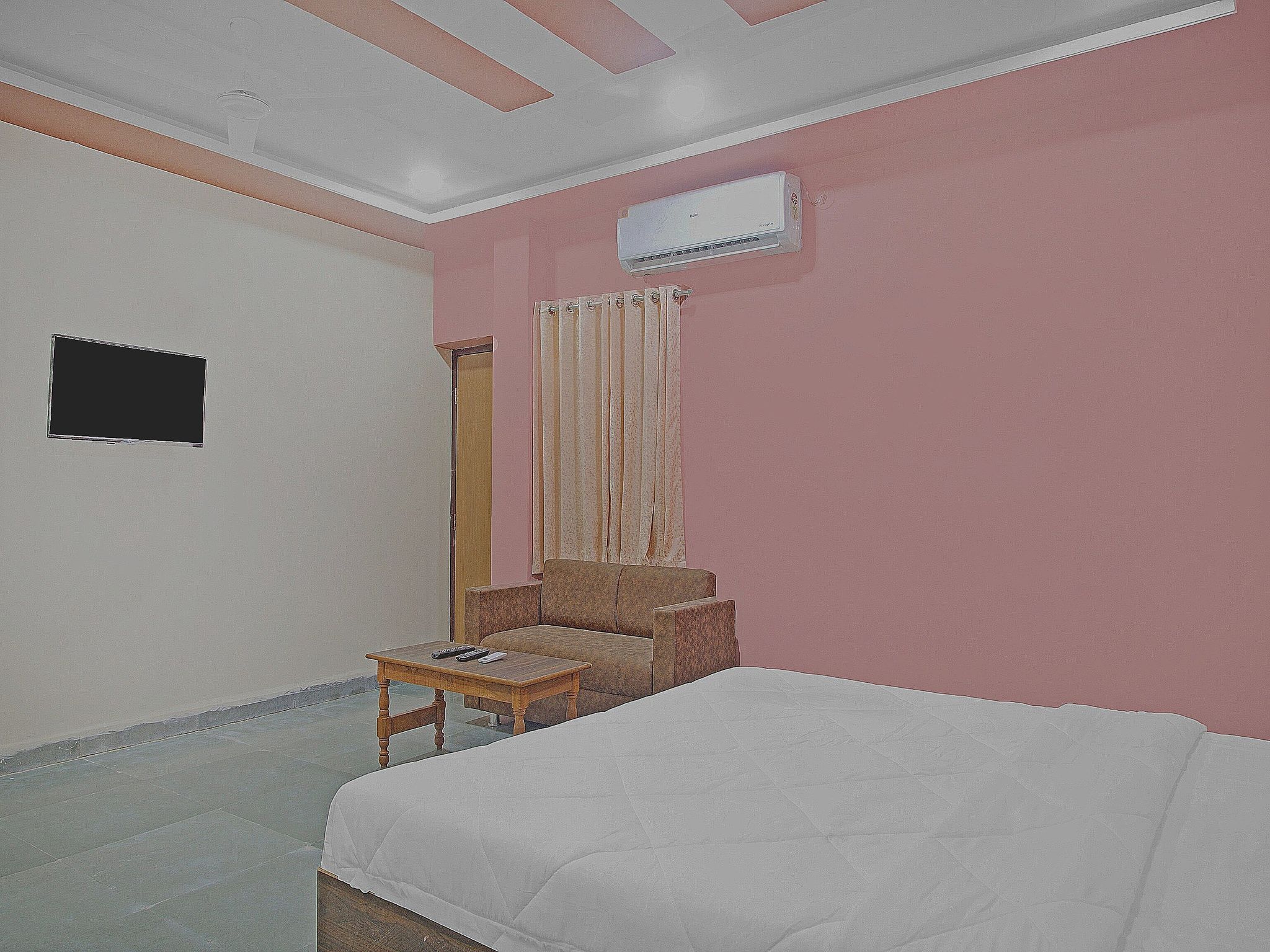 Hotel O Patil Deluxe Room 12