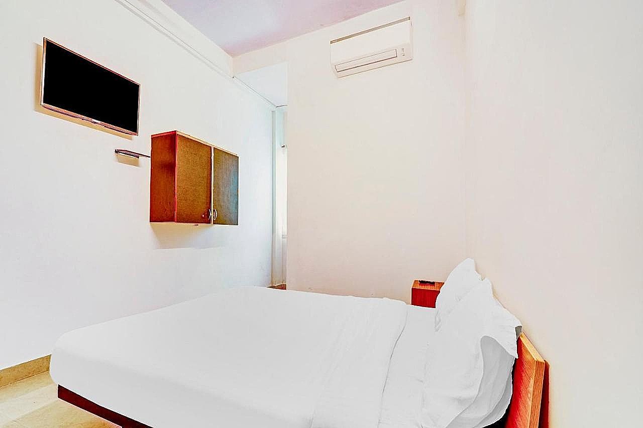 Hotel O Magical Crown Inn Classic Room 3