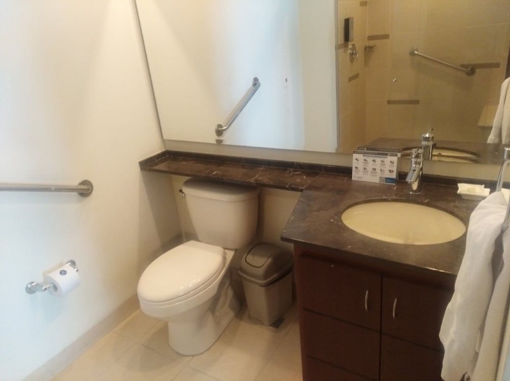 Estelar Apartamentos Medellin Deluxe Room, 1 Queen Bed (Junior Estelar Queen Apartment) 2