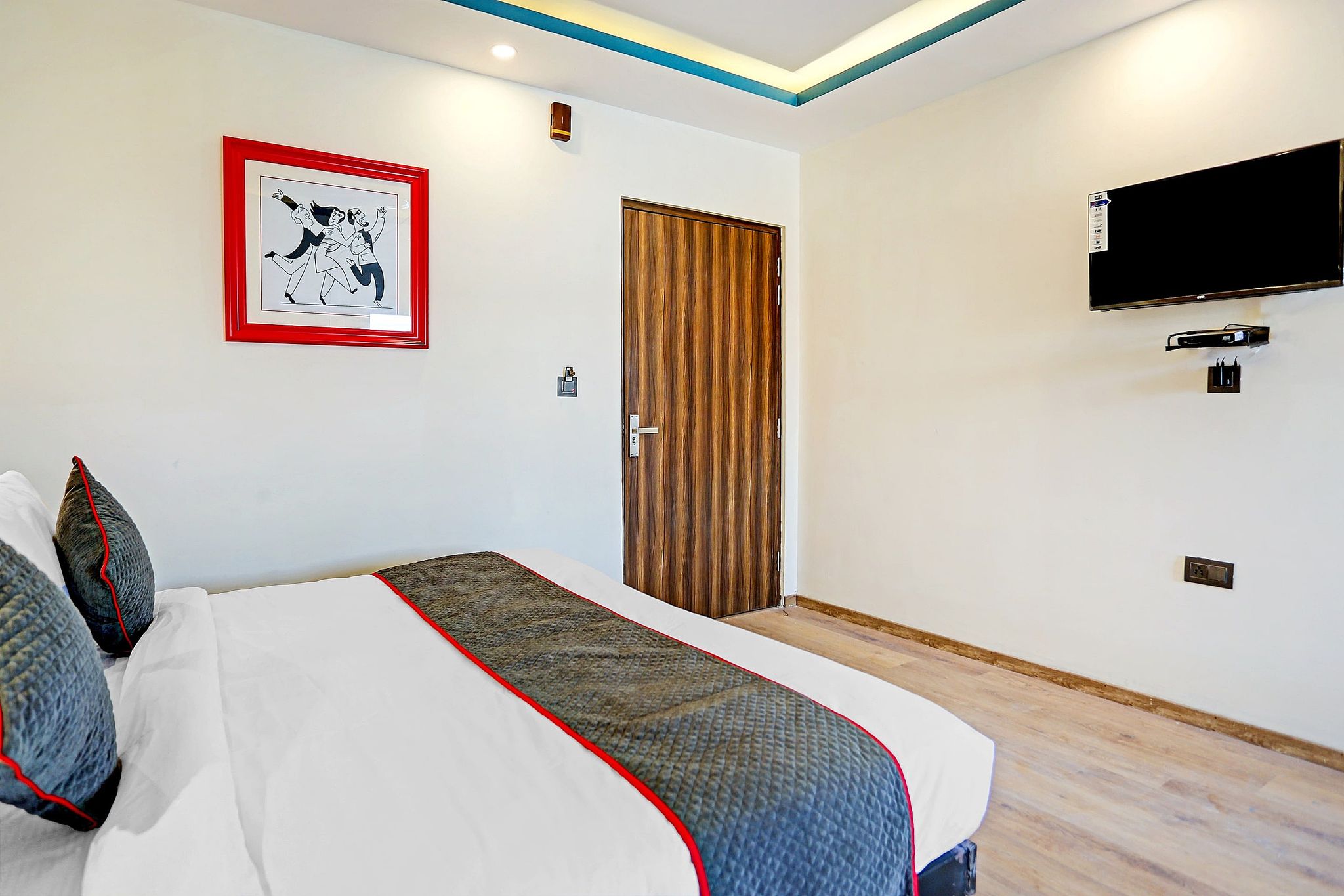 Townhouse The Madhav Sector 58 Noida Near ISKCON Temple Noida Classic Room 13