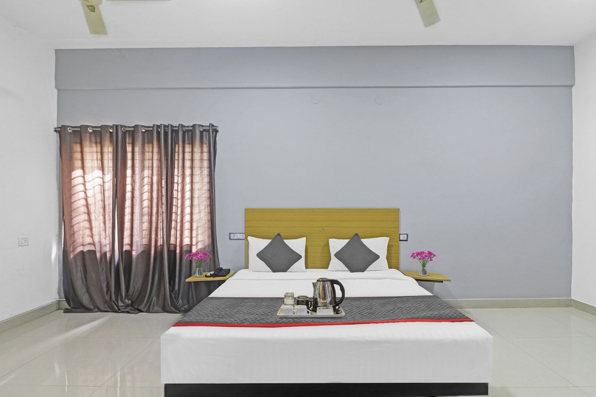 Townhouse Hotel White Orchid Inn Classic Room 7