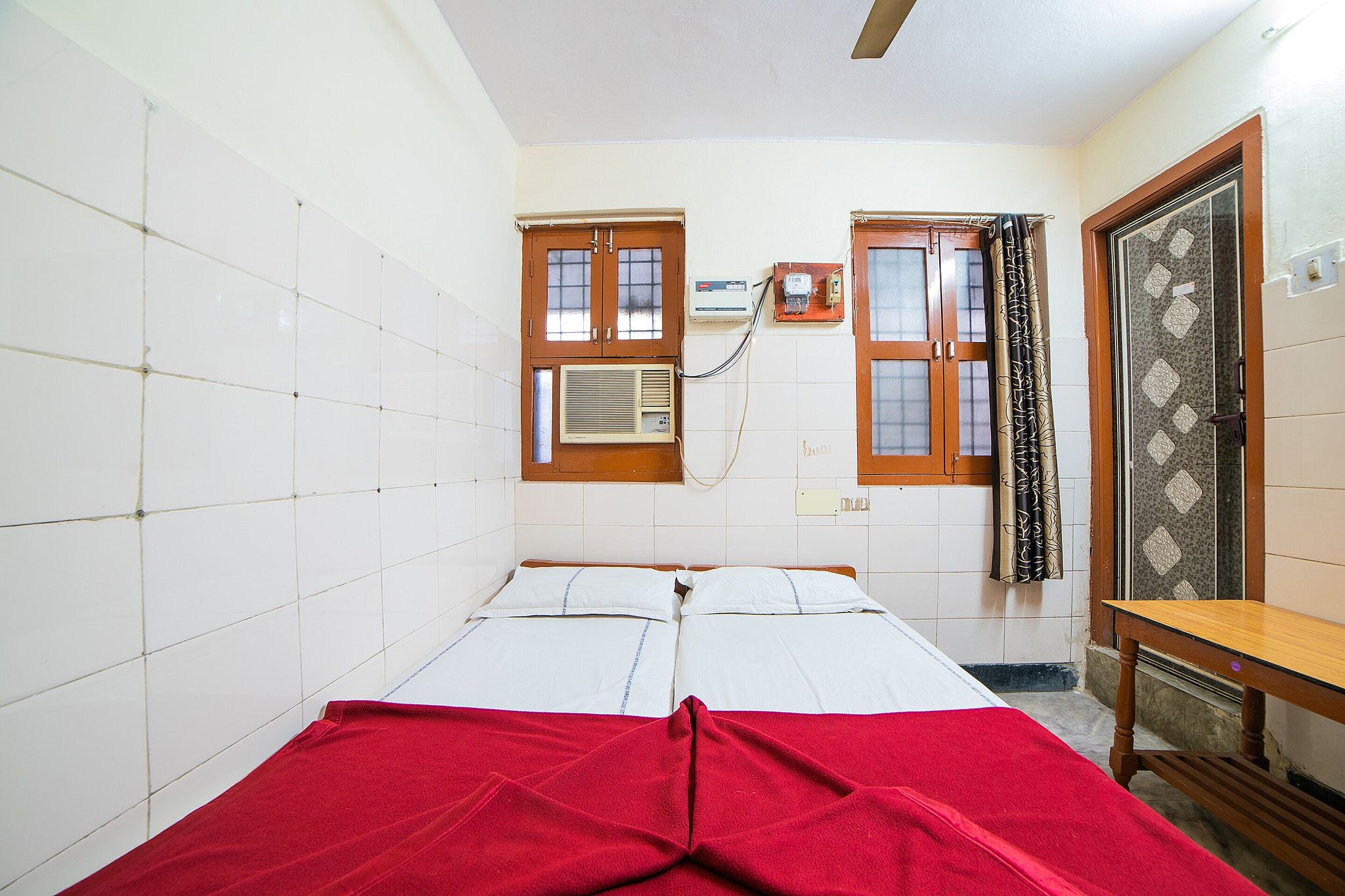 Hotel O by OYO Sree Radha Lodge Near Snow World Classic 6