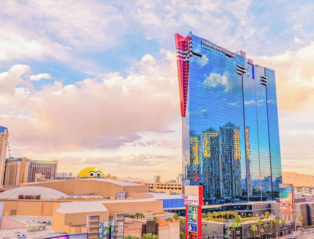 undefined Hilton Grand Vacations Club Elara Center Strip Las Vegas 8