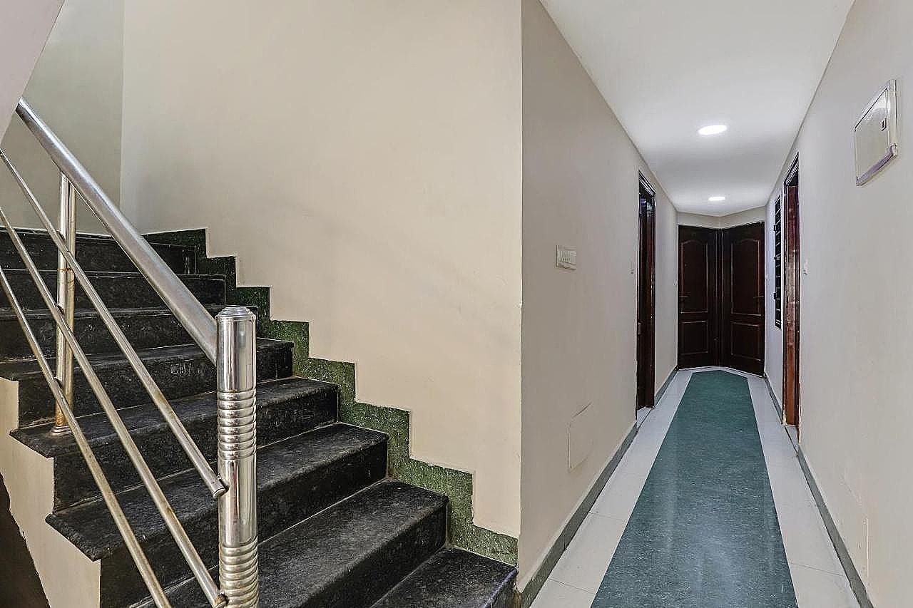 undefined SPOT ON Grand Residency 8