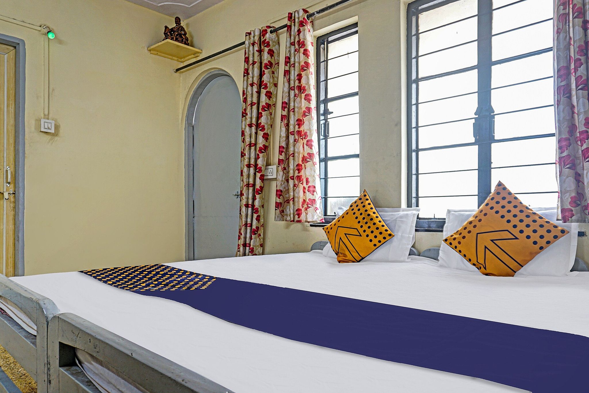 "SPOT ON Hotel Prakash Residency, Near Hanuman Gym Ajmera Colony, Pimpri" SPOT ON NON-AC 10