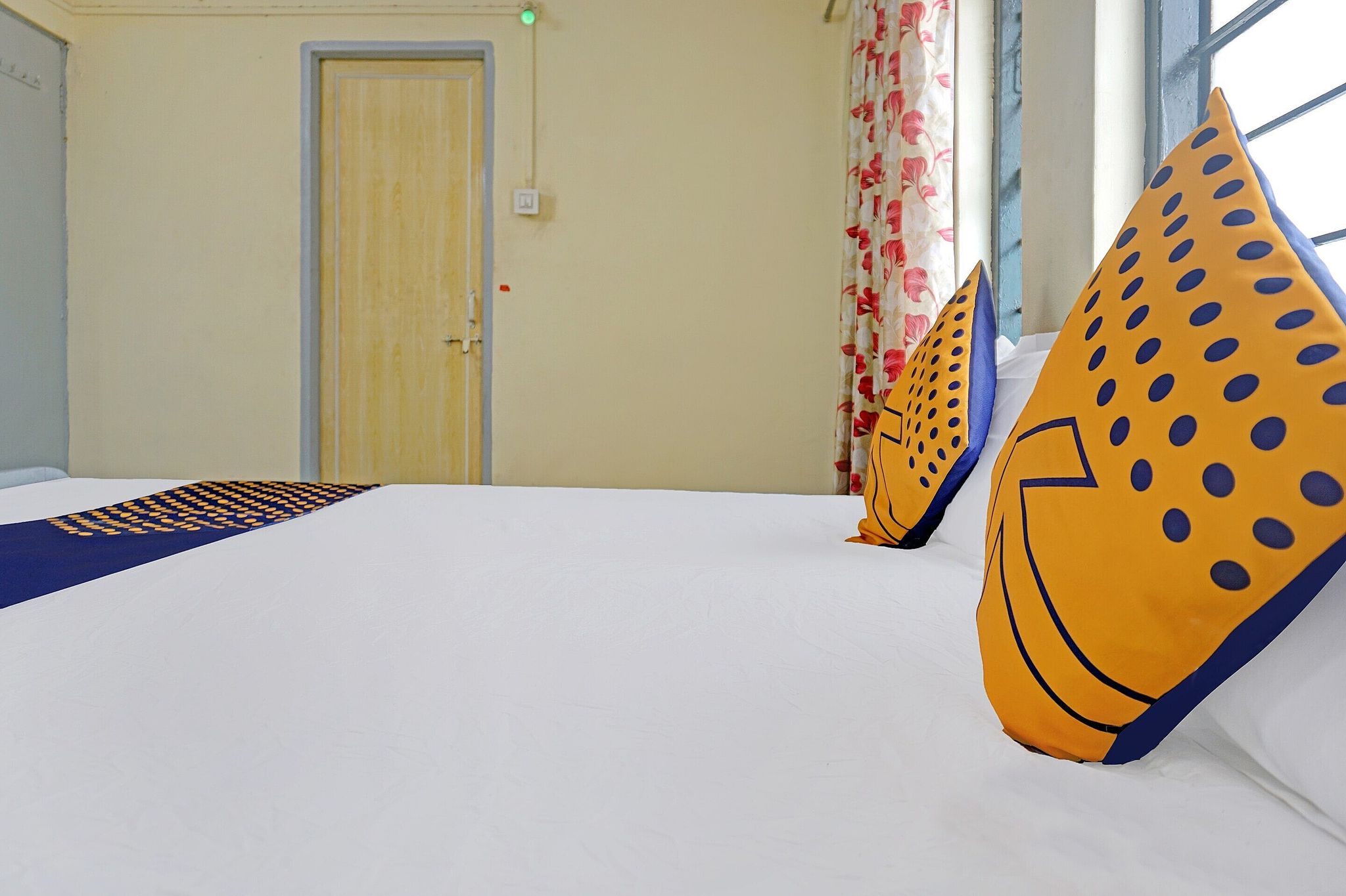 "SPOT ON Hotel Prakash Residency, Near Hanuman Gym Ajmera Colony, Pimpri" SPOT ON NON-AC 5