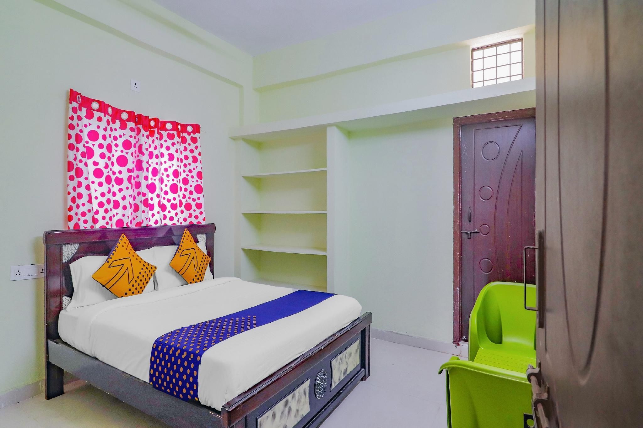 SPOT ON Room without Air Conditioning