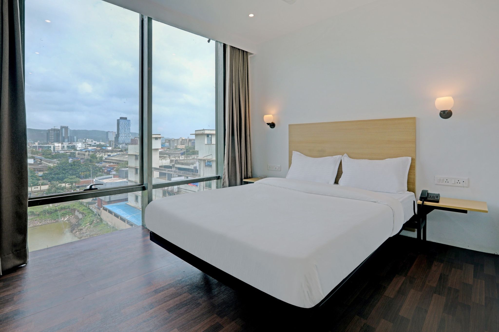 undefined Super Townhouse PBG Mall Vashi 5