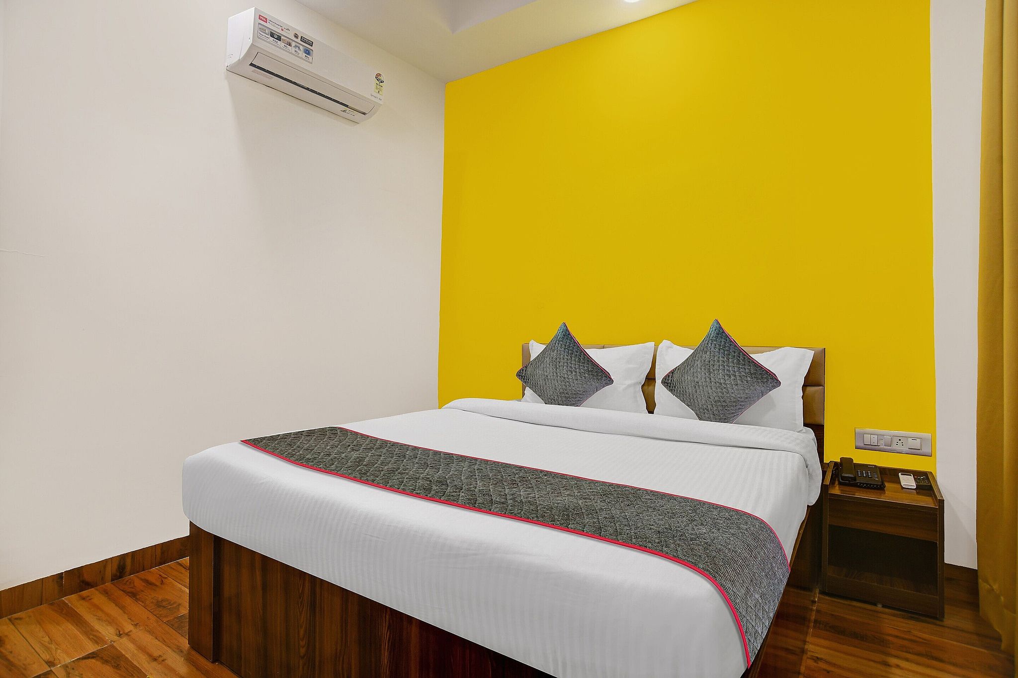 Super Townhouse Pine Tree Classic Room 5