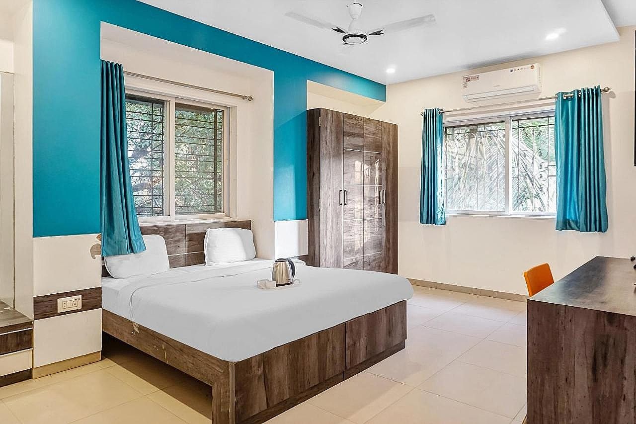 Super Townhouse The Upper Room Near Pune Airport Classic Room 3