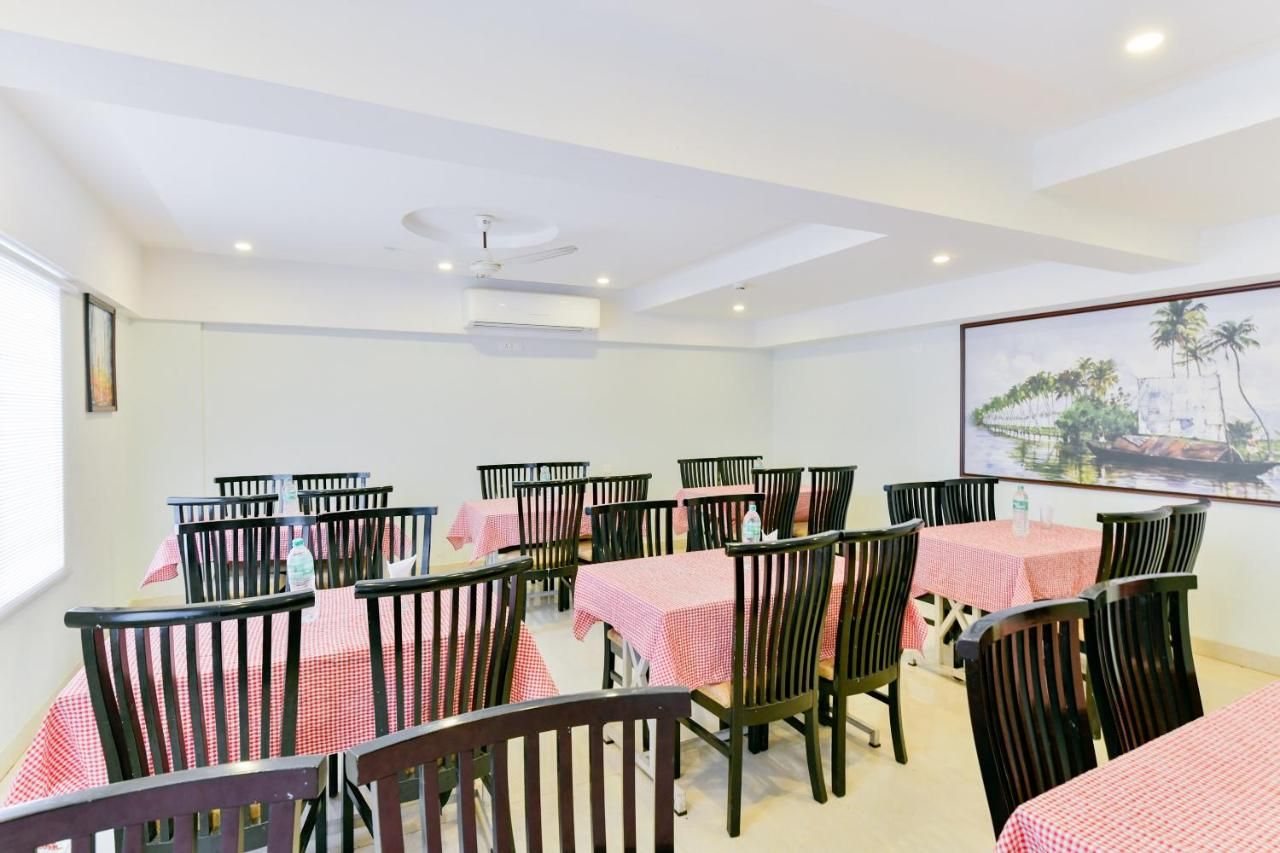 Food & Dining