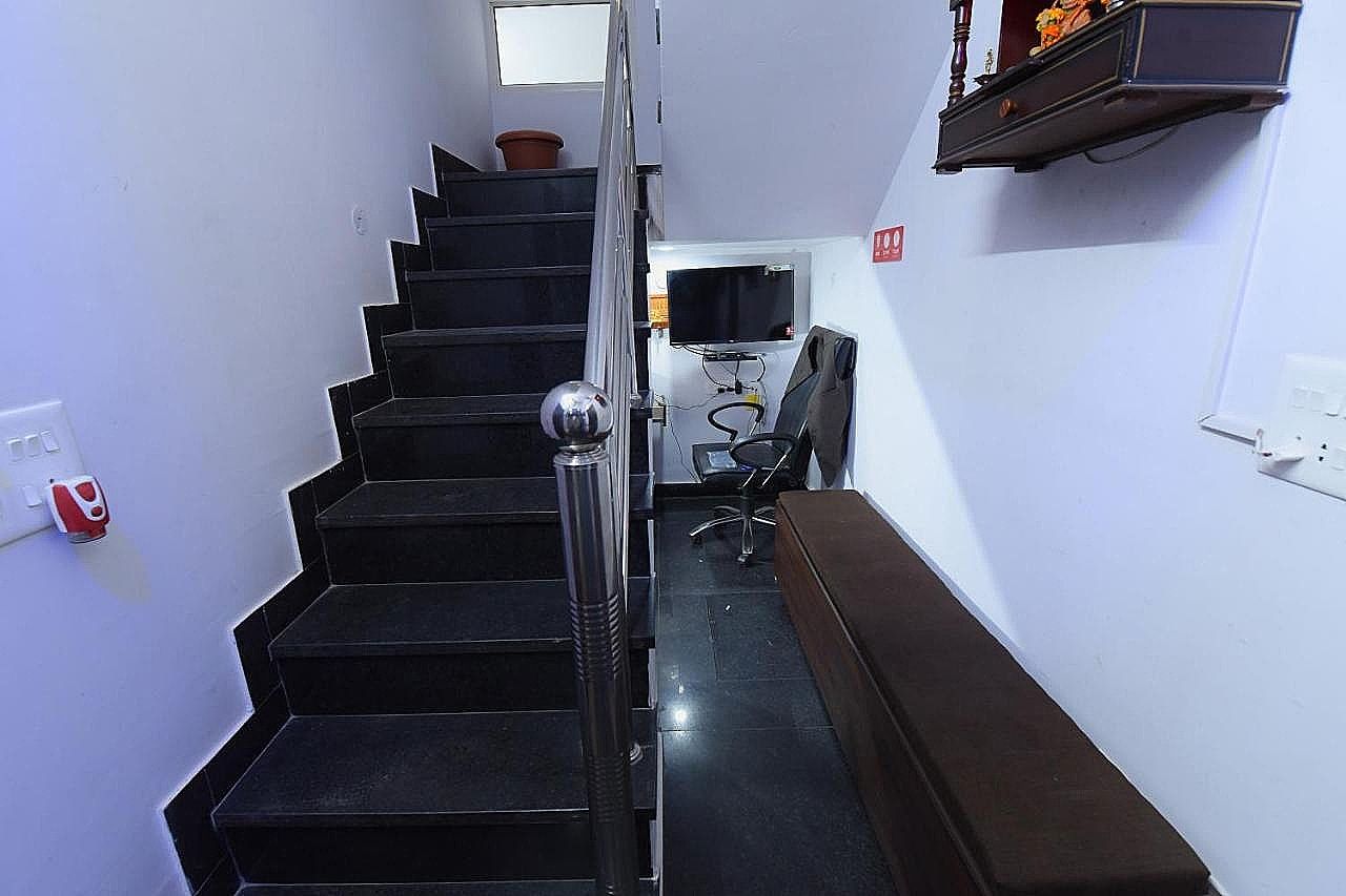 OYO 24714 Ekta My Stay