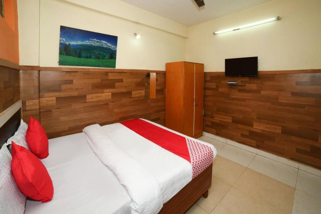OYO 24714 Ekta My Stay