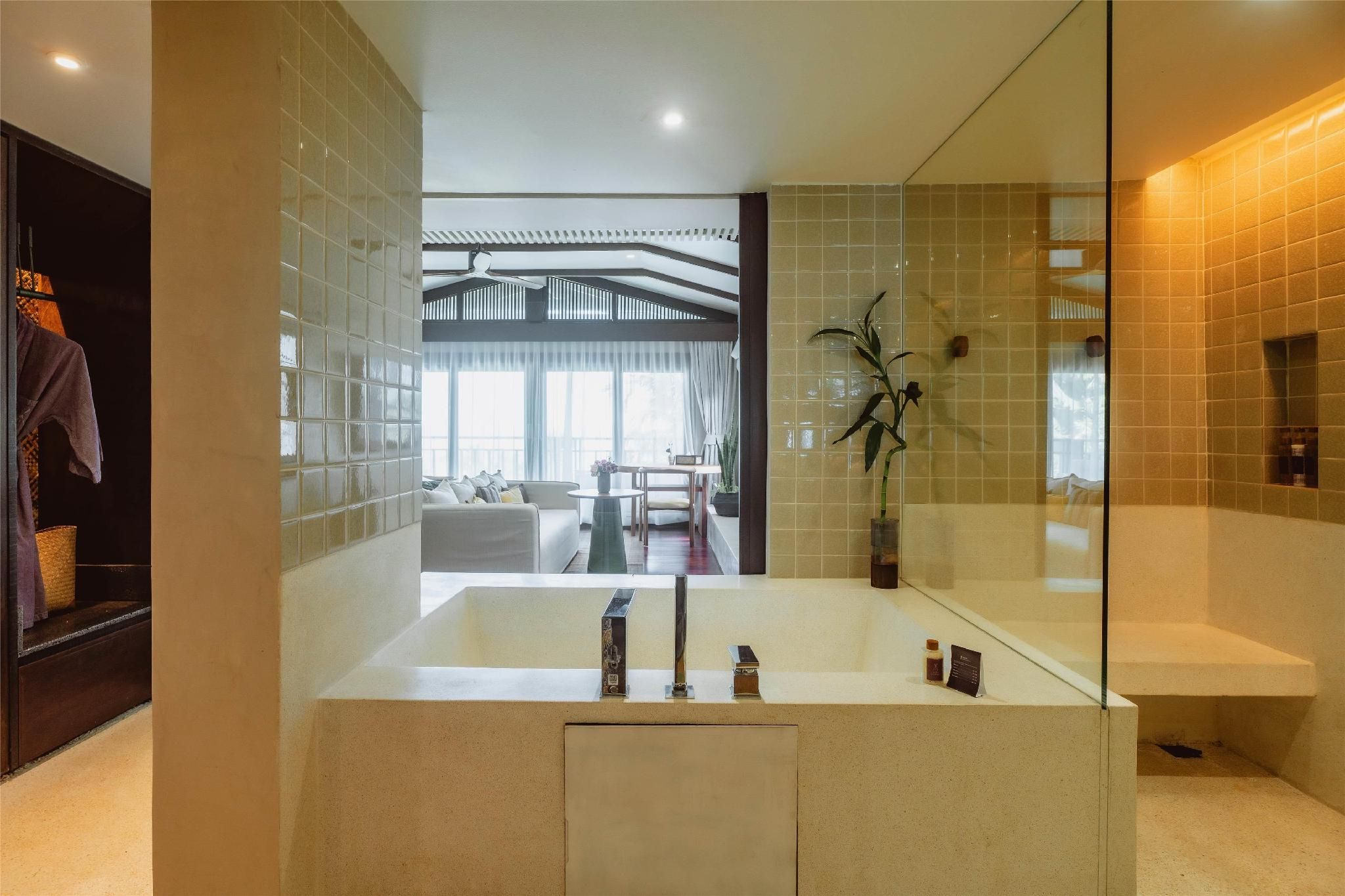 Lux 2 Bedroom Grand Beachfront Pool Villa