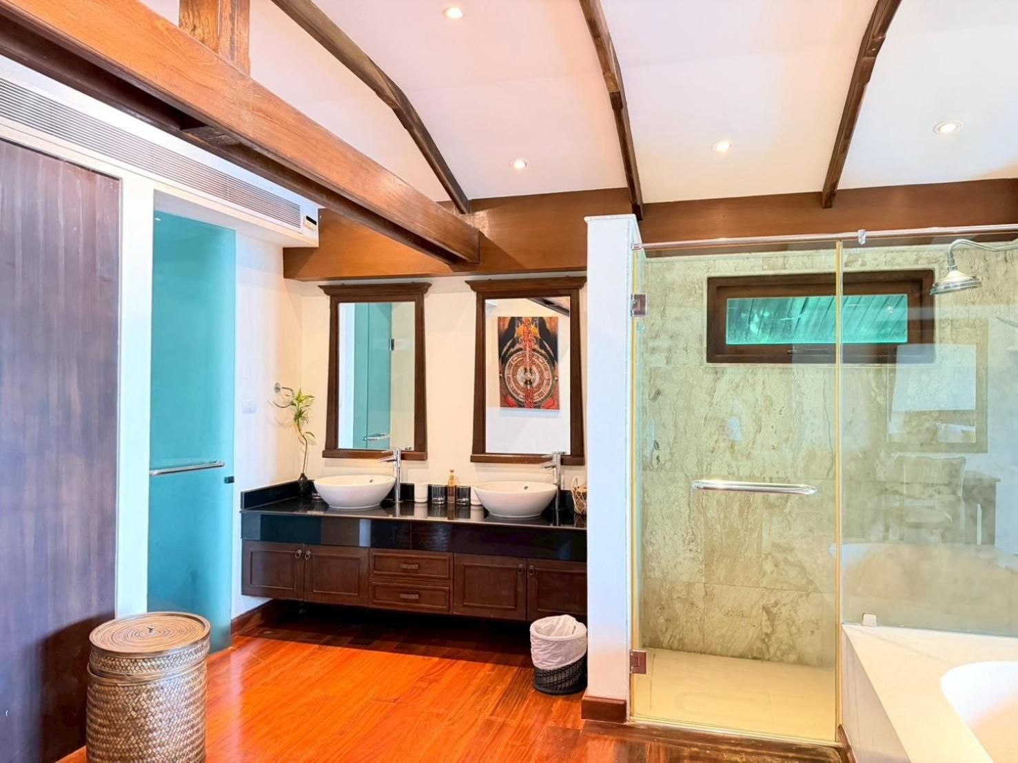 3-Bedroom Grand Sea View Pool Villa with Unlimited Free 24-Hour Water Shuttle Service