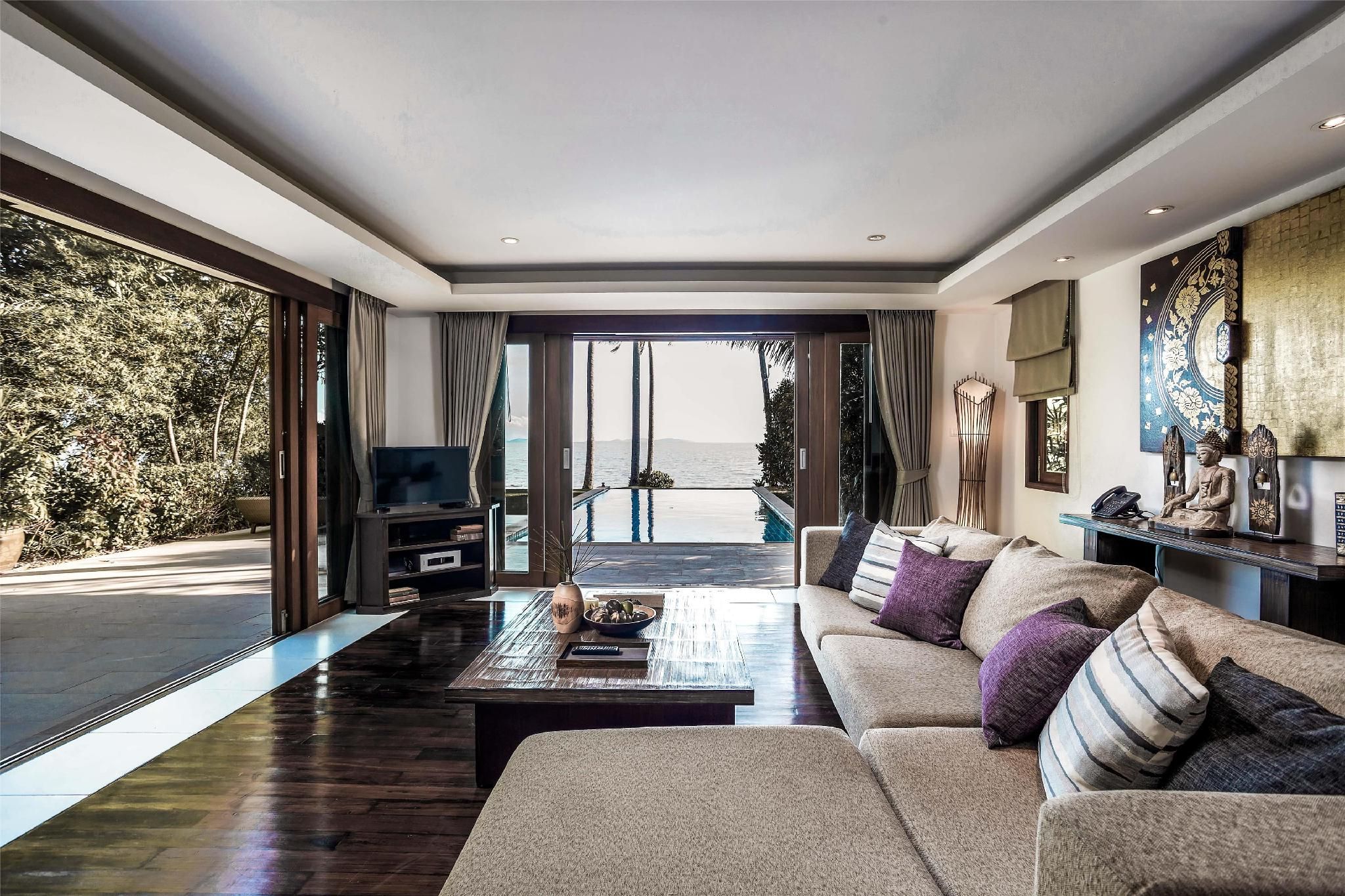 4 Bedroom Grand Pool Villa Beach Front