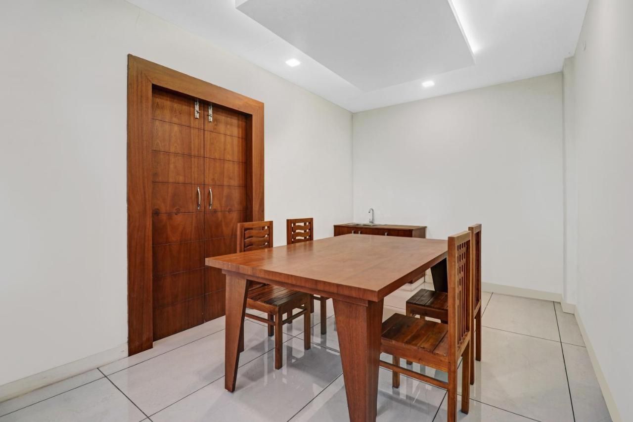 undefined Itsy By Treebo - Fathima Palace 6