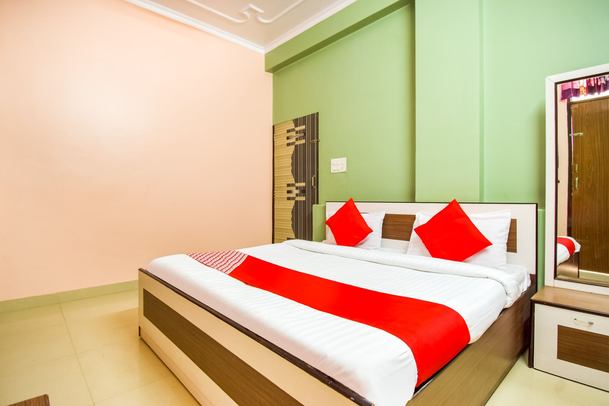 Hotel O by OYO Komal