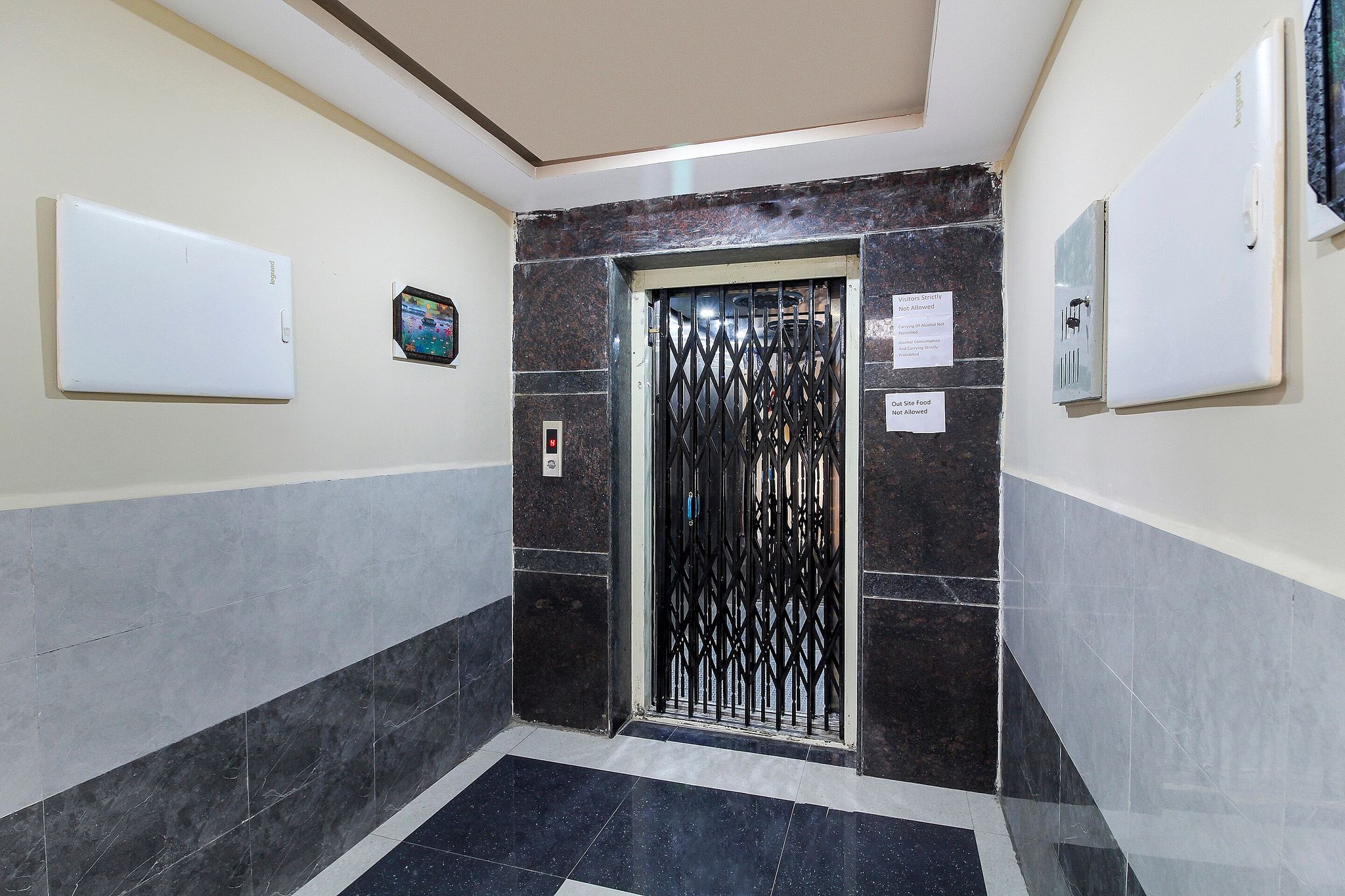 undefined Super Hotel O New Cyber Grand Madhapur 3