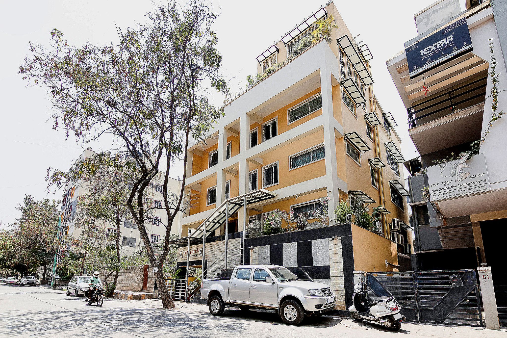 undefined OYO Flagship 8252 Aayush Corporate Stays 4