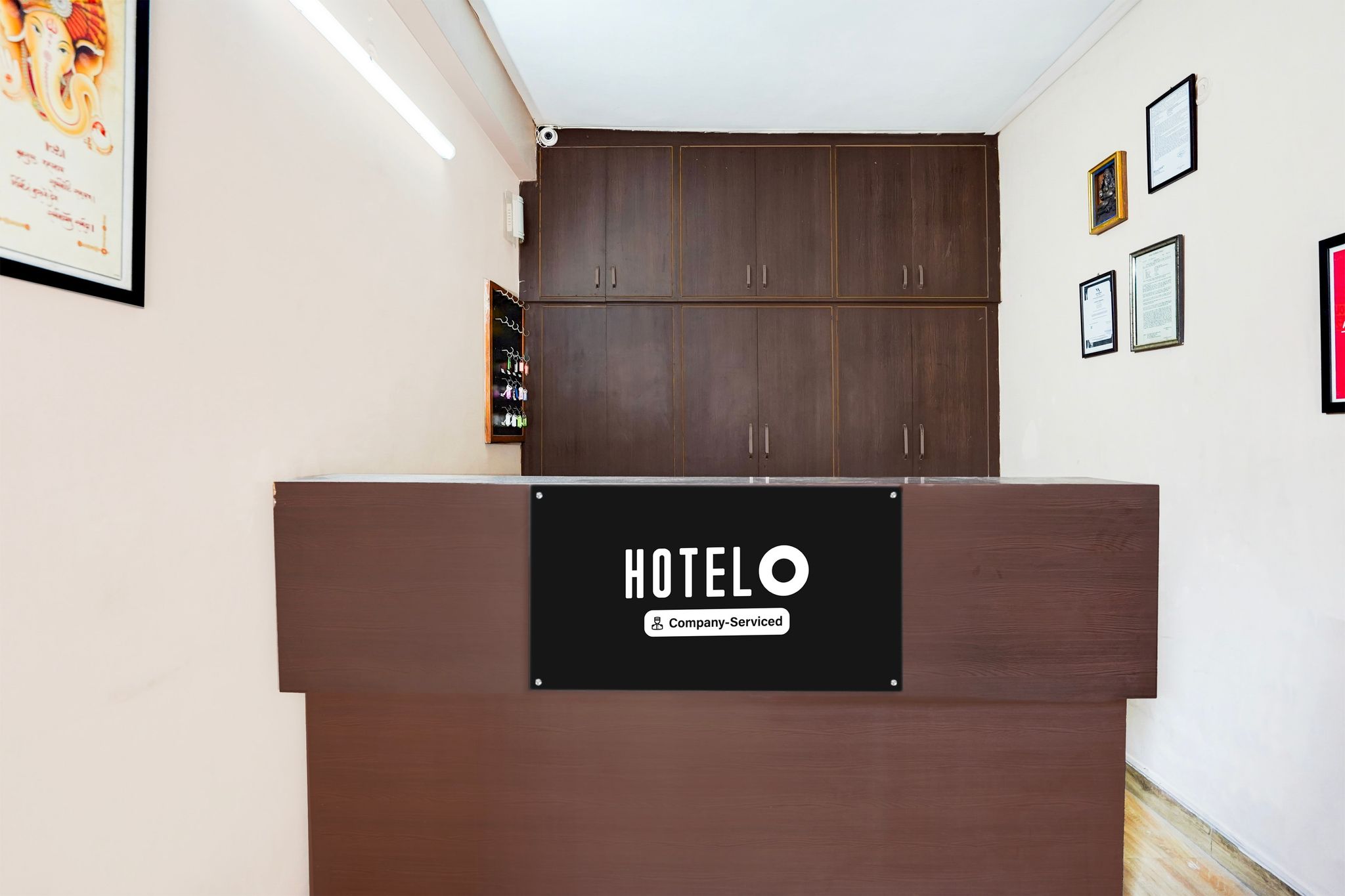undefined Super Hotel O GMS Road Ballupur Chowk 2