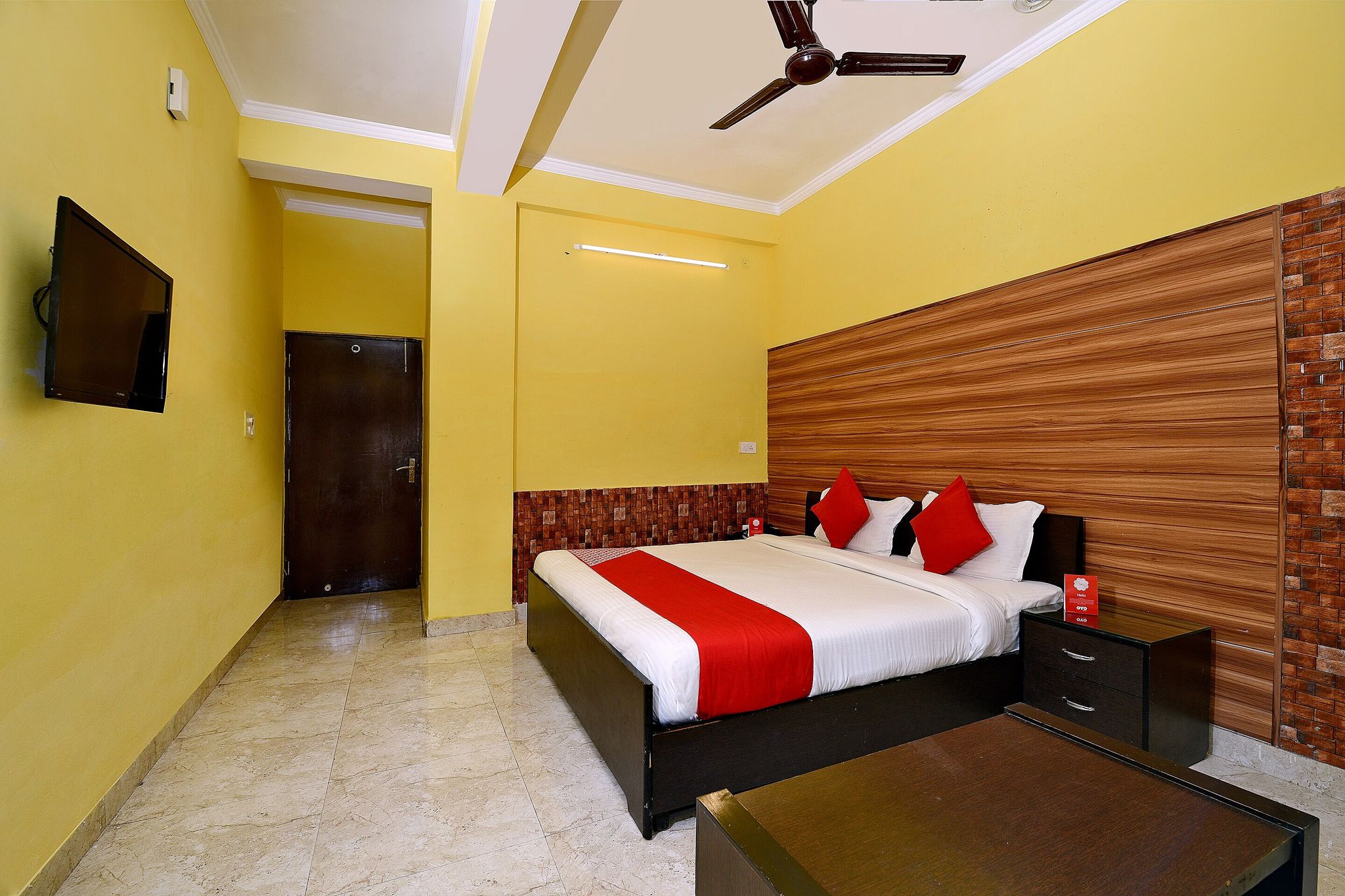 Super Hotel O GMS Road Ballupur Chowk Classic Room 5